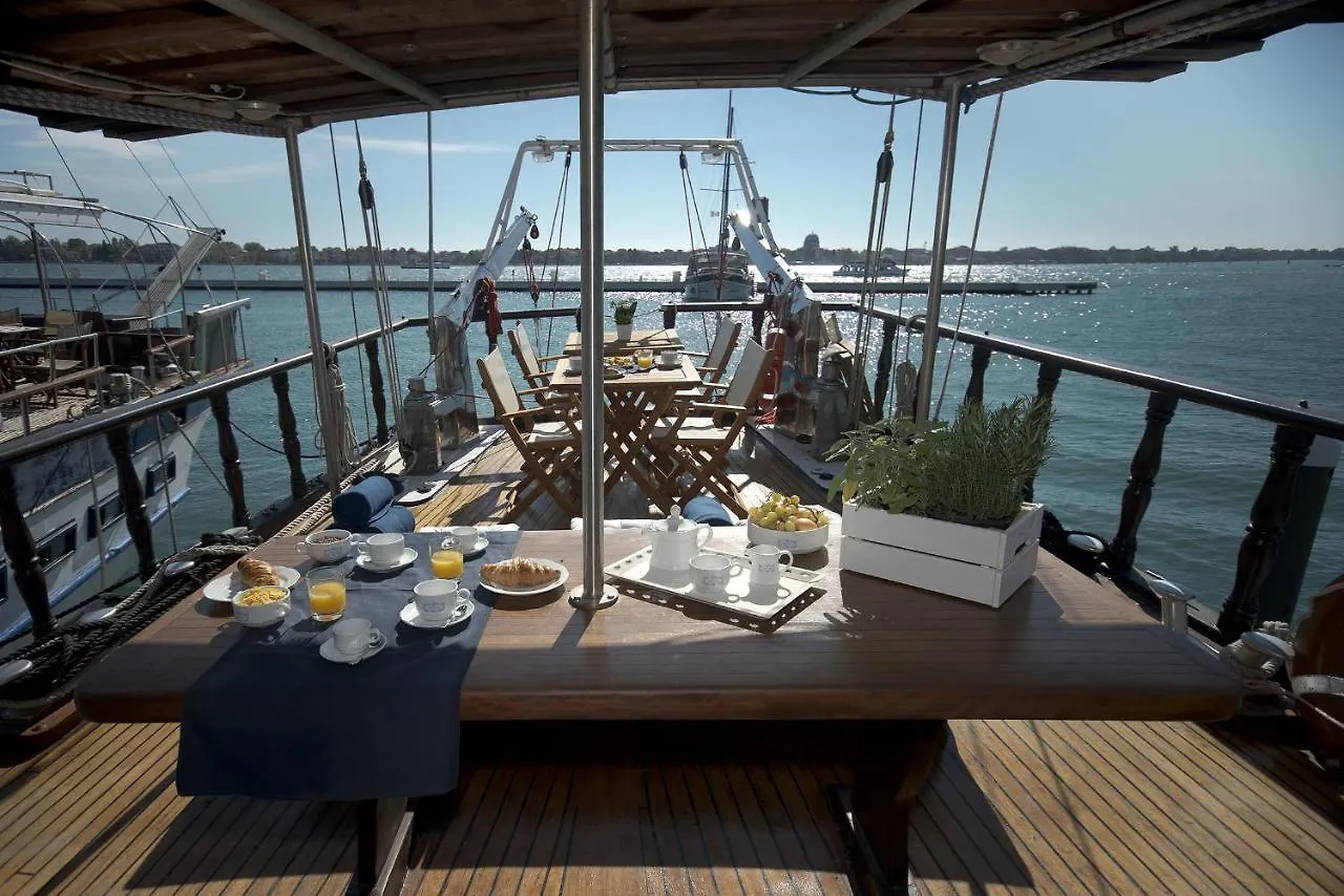Hotel Akos Venedig Italien